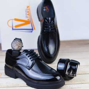 حذاء كلاسيك جلد لامع برباط ونعل رابر